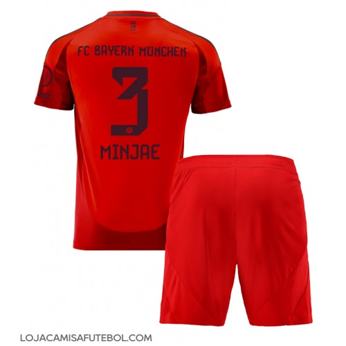 Camisa de Futebol Bayern Munich Kim Min-jae #3 Equipamento Principal Infantil 2024-25 Manga Curta (+ Calças curtas)